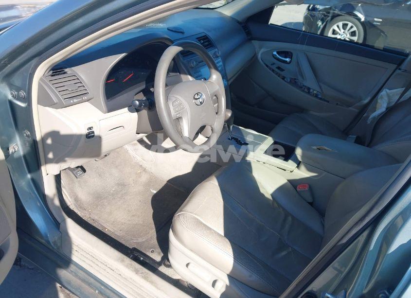 Photo 5 of 2007 Toyota Camry LE (VIN 4T1BE46K47U722838)