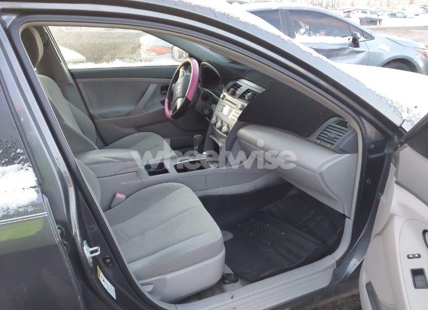 Photo 5 of 2008 Toyota Camry LE (VIN 4T1BE46K48U198902)