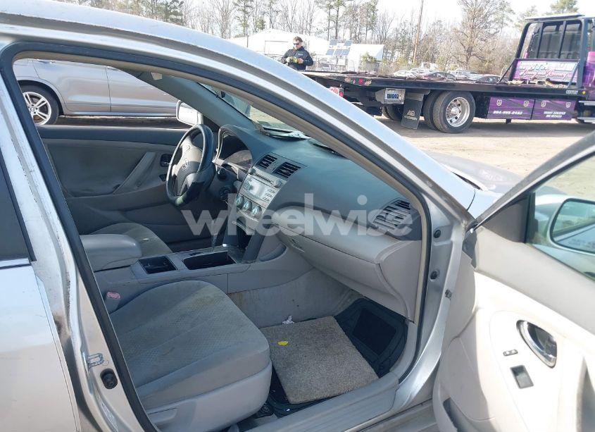 Photo 5 of 2008 Toyota Camry (VIN 4T1BE46K48U212524)