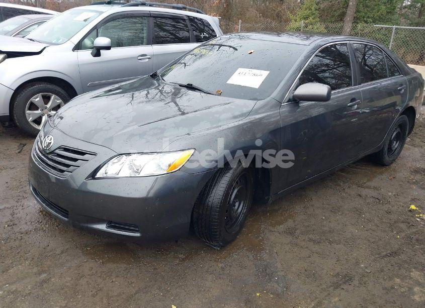 Photo 2 of 2008 Toyota Camry LE (VIN 4T1BE46K48U217481)