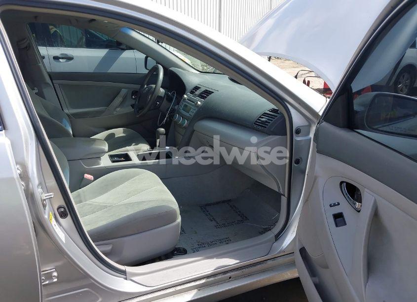 Photo 5 of 2008 Toyota Camry LE (VIN 4T1BE46K48U233745)