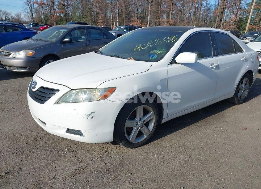 Photo 2 of 2008 Toyota Camry LE (VIN 4T1BE46K48U738684)