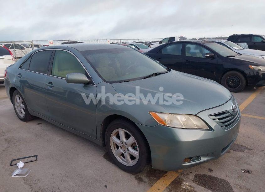 2008 Toyota Camry LE (VIN 4T1BE46K48U784063) main photo
