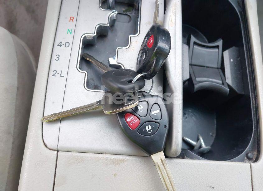 Photo 11 of 2008 Toyota Camry LE (VIN 4T1BE46K48U784063)