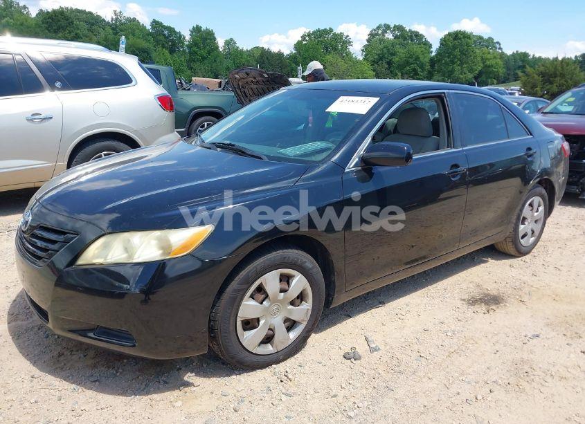 Photo 2 of 2009 Toyota Camry LE (VIN 4T1BE46K49U295129)