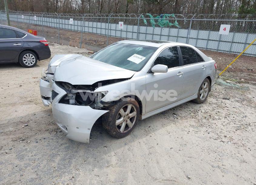 Photo 2 of 2009 Toyota Camry SE (VIN 4T1BE46K49U305268)