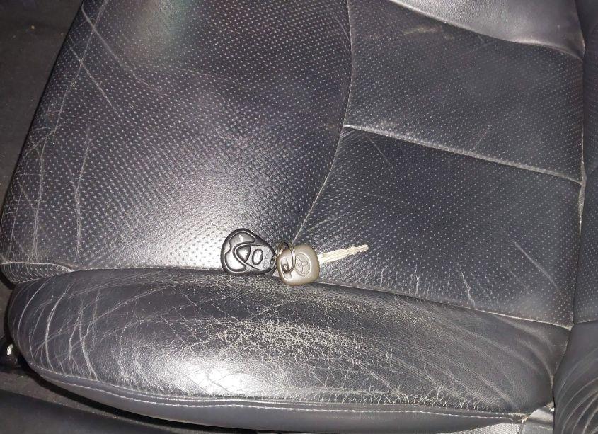 Photo 11 of 2009 Toyota Camry SE (VIN 4T1BE46K49U305416)