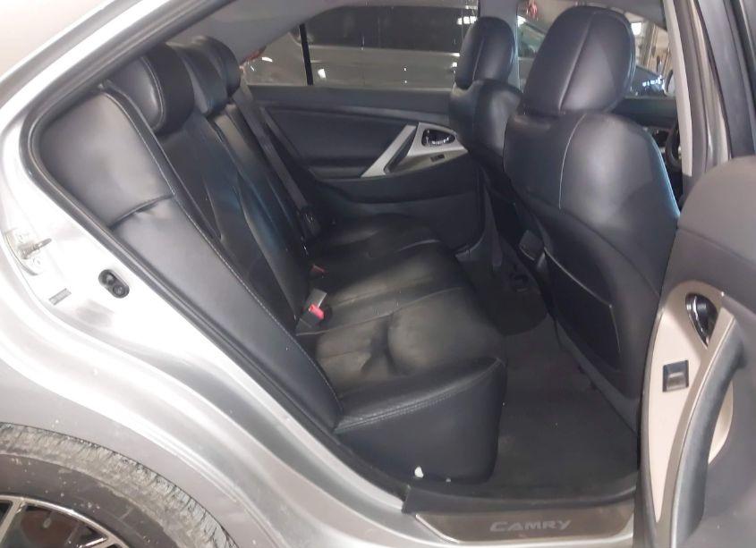 Photo 8 of 2009 Toyota Camry SE (VIN 4T1BE46K49U305416)