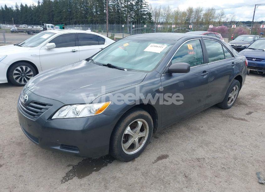 Photo 2 of 2009 Toyota Camry LE (VIN 4T1BE46K49U314813)