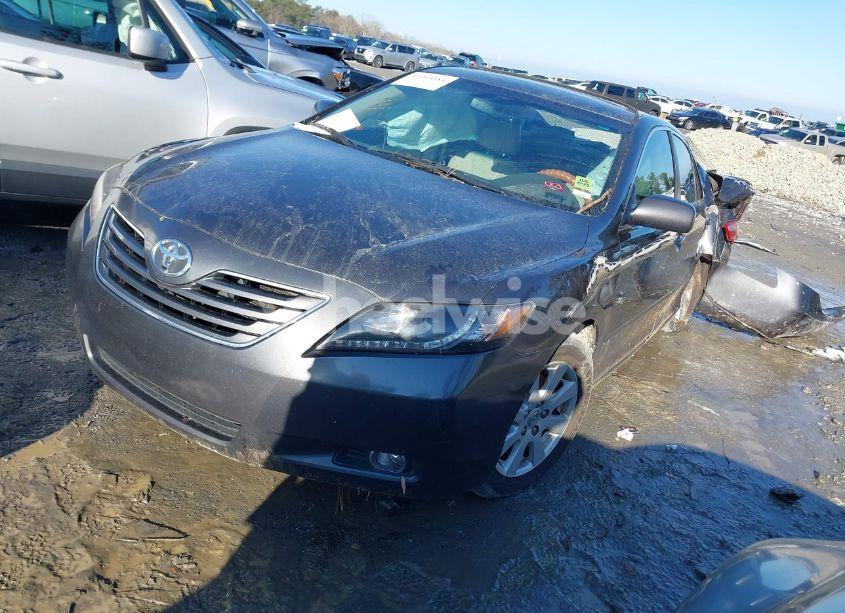 Photo 2 of 2009 Toyota Camry XLE (VIN 4T1BE46K49U329814)