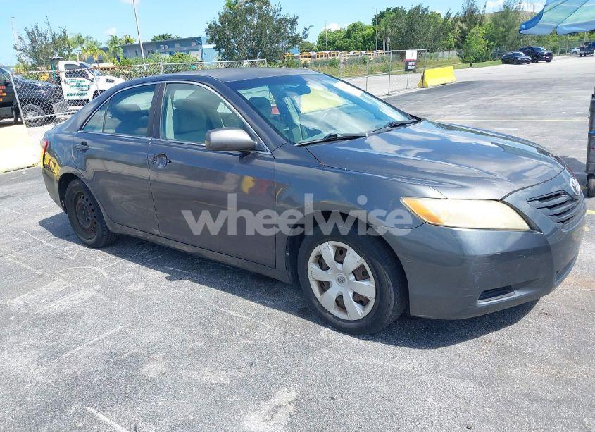 2009 Toyota Camry LE (VIN 4T1BE46K49U332339) main photo