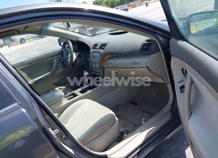 Photo 5 of 2009 Toyota Camry LE (VIN 4T1BE46K49U332339)