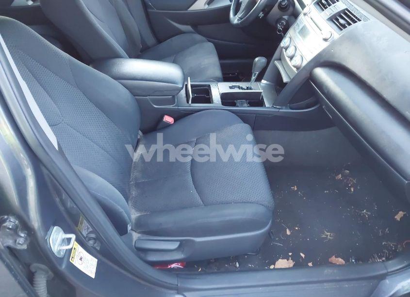 Photo 5 of 2009 Toyota Camry SE (VIN 4T1BE46K49U370007)