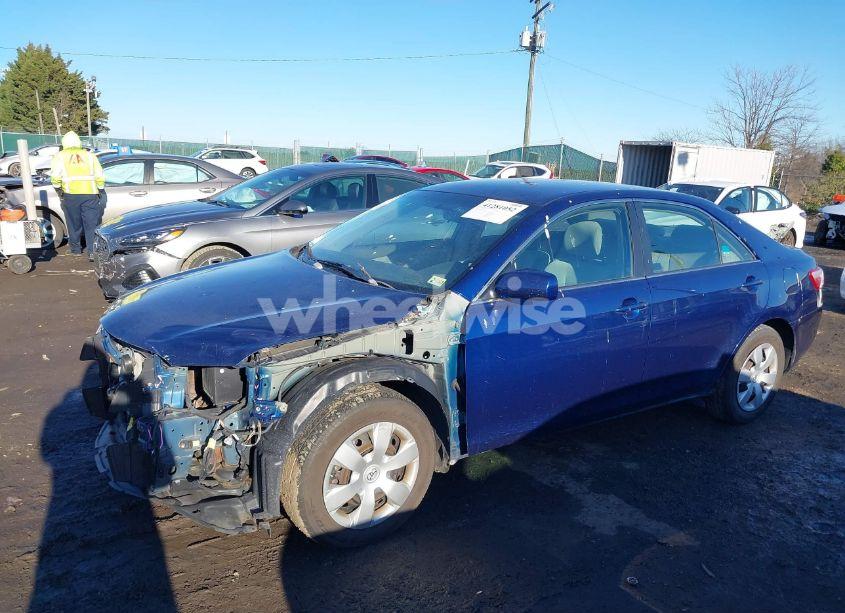 Photo 2 of 2009 Toyota Camry LE (VIN 4T1BE46K49U382710)