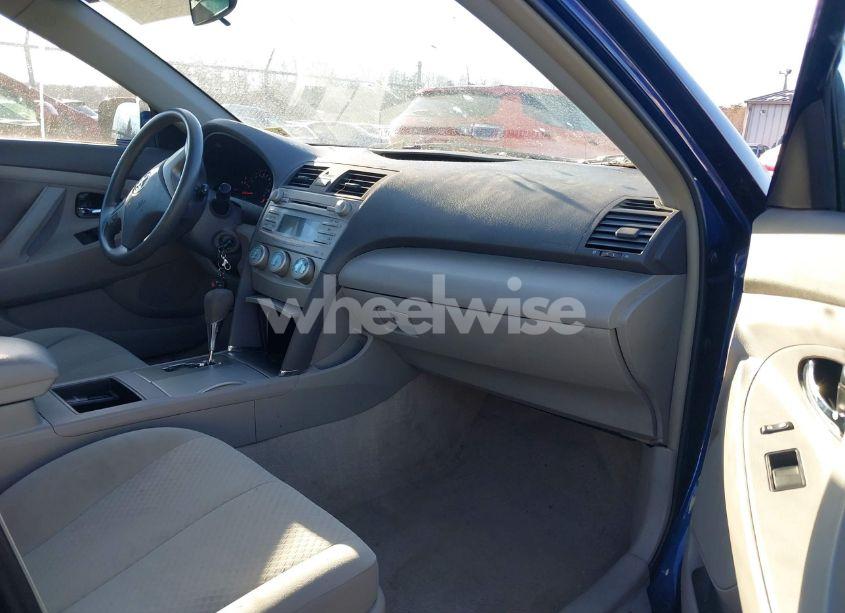 Photo 5 of 2009 Toyota Camry LE (VIN 4T1BE46K49U382710)