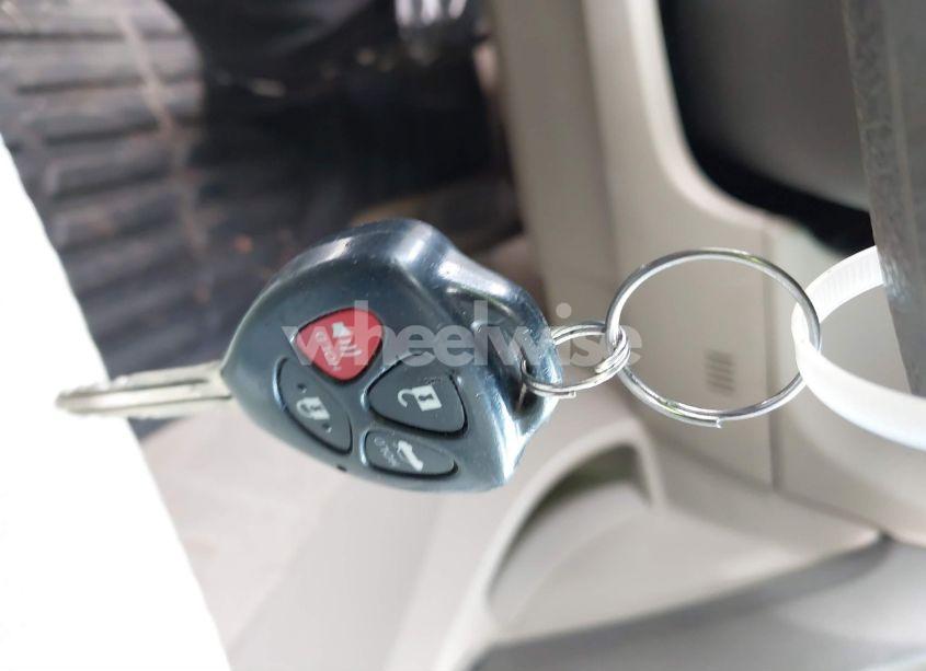 Photo 11 of 2009 Toyota Camry LE (VIN 4T1BE46K49U383601)