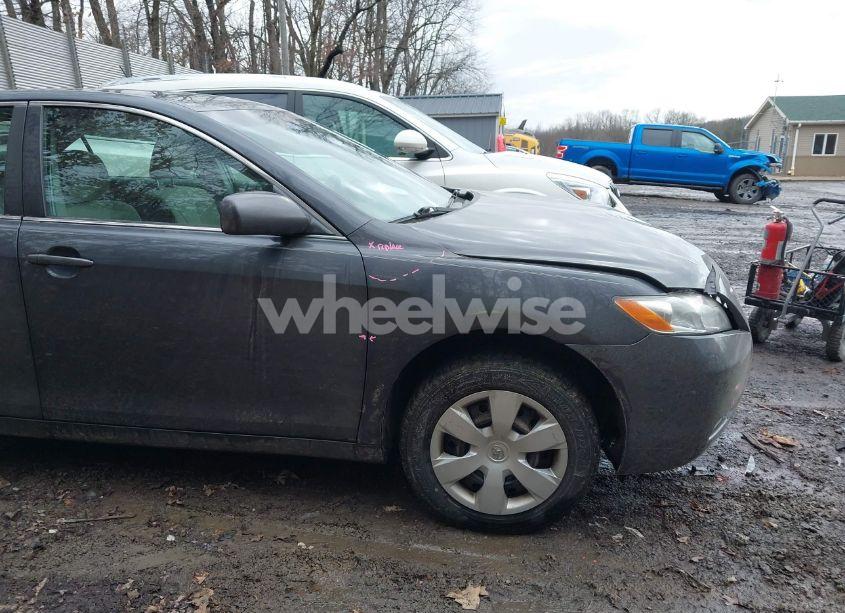 Photo 15 of 2009 Toyota Camry LE (VIN 4T1BE46K49U414359)