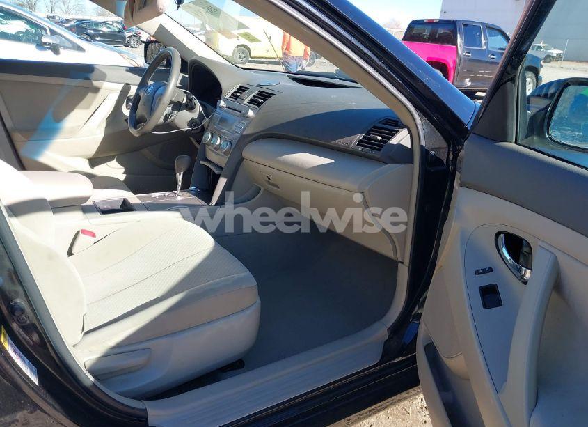 Photo 5 of 2009 Toyota Camry (VIN 4T1BE46K49U806287)