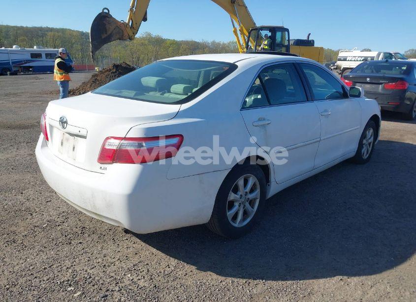 Photo 4 of 2009 Toyota Camry LE (VIN 4T1BE46K49U813806)