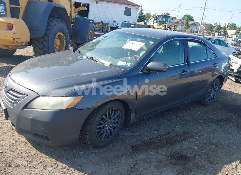 Photo 2 of 2009 Toyota Camry LE (VIN 4T1BE46K49U815622)