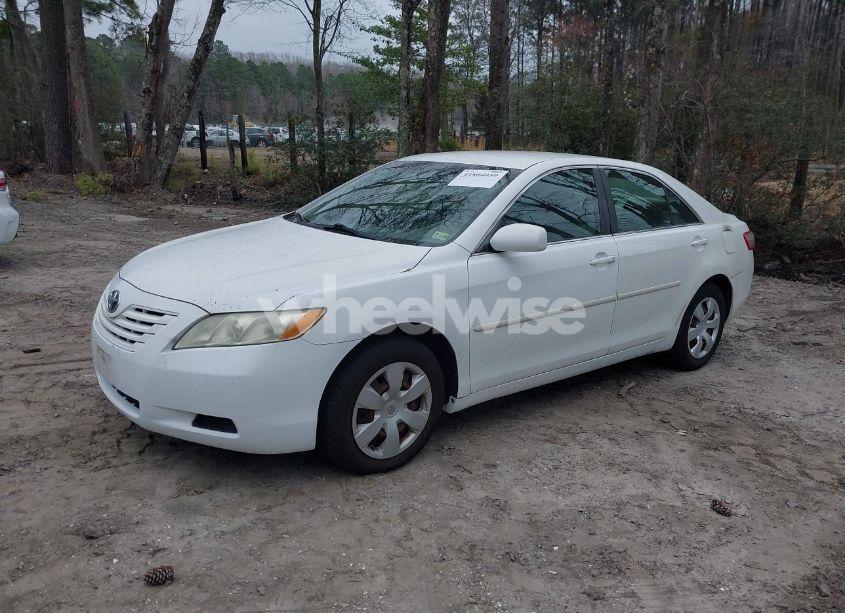 Photo 2 of 2009 Toyota Camry LE (VIN 4T1BE46K49U838155)