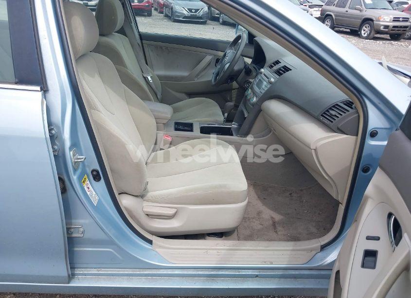 Photo 5 of 2009 Toyota Camry LE (VIN 4T1BE46K49U840634)