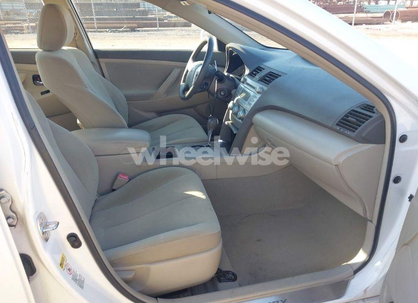 Photo 5 of 2009 Toyota Camry LE (VIN 4T1BE46K49U868756)