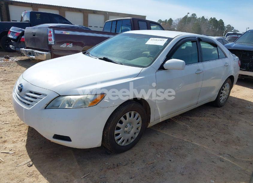 Photo 2 of 2009 Toyota Camry SE/LE/XLE (VIN 4T1BE46K49U871835)