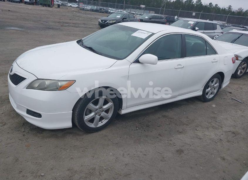 Photo 2 of 2009 Toyota Camry SE (VIN 4T1BE46K49U890174)