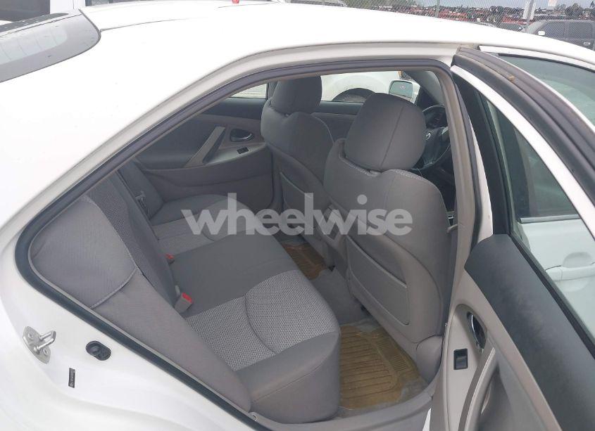 Photo 8 of 2009 Toyota Camry SE (VIN 4T1BE46K49U890174)