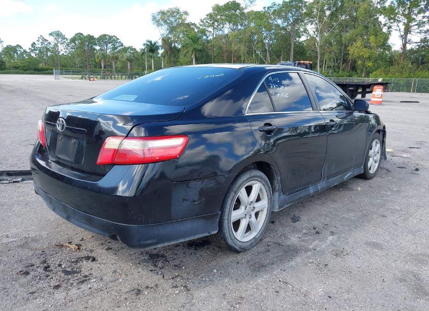 Photo 4 of 2009 Toyota Camry SE (VIN 4T1BE46K49U907460)
