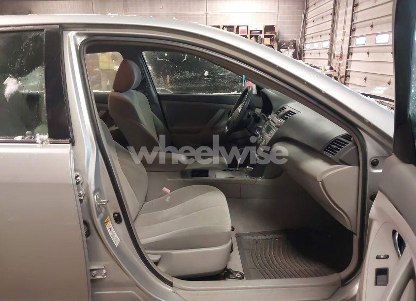 Photo 5 of 2007 Toyota Camry LE (VIN 4T1BE46K57U001539)