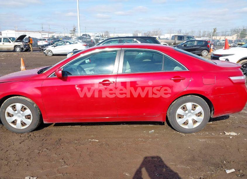 Photo 13 of 2007 Toyota Camry LE (VIN 4T1BE46K57U048702)