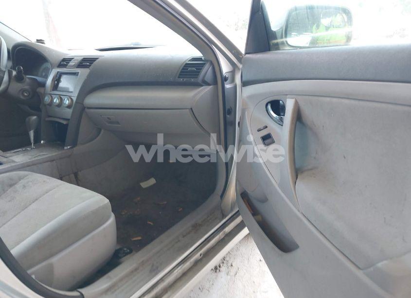 Photo 5 of 2007 Toyota Camry LE (VIN 4T1BE46K57U053673)