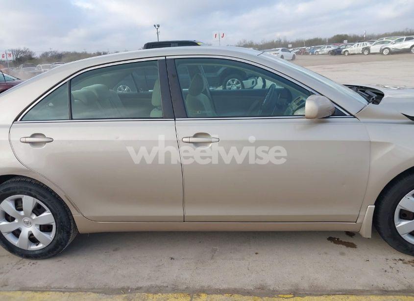 Photo 13 of 2007 Toyota Camry LE (VIN 4T1BE46K57U113581)