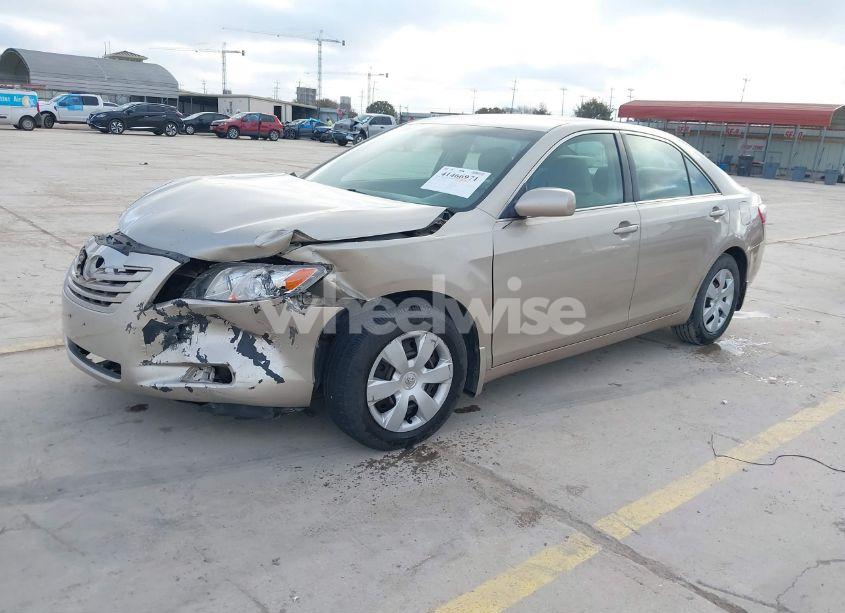 Photo 2 of 2007 Toyota Camry LE (VIN 4T1BE46K57U113581)