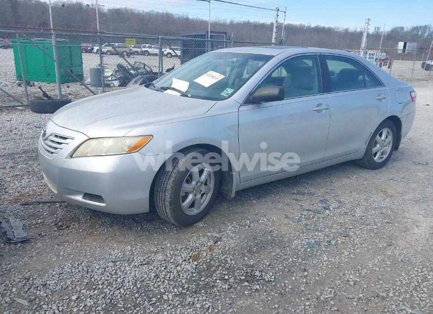 Photo 2 of 2007 Toyota Camry LE (VIN 4T1BE46K57U120420)