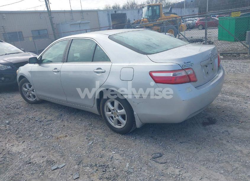 Photo 3 of 2007 Toyota Camry LE (VIN 4T1BE46K57U120420)
