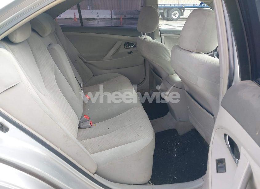 Photo 8 of 2007 Toyota Camry LE (VIN 4T1BE46K57U149822)