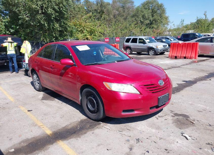 2007 Toyota Camry LE (VIN 4T1BE46K57U166507) main photo