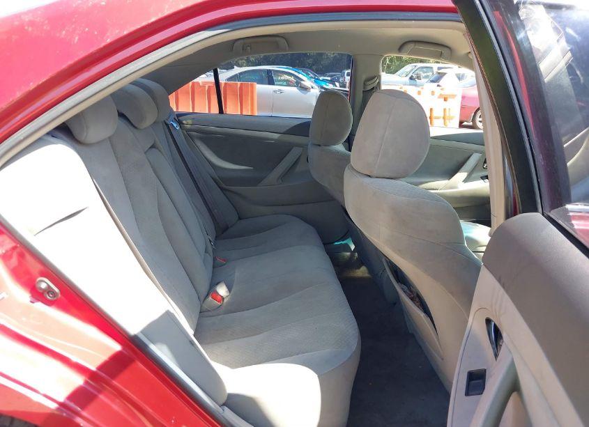 Photo 8 of 2007 Toyota Camry LE (VIN 4T1BE46K57U166507)