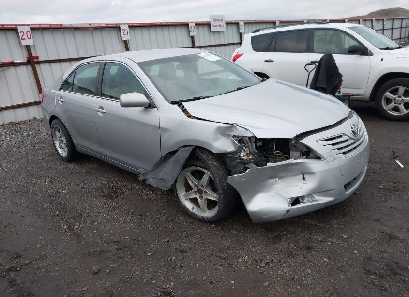 2007 Toyota Camry LE (VIN 4T1BE46K57U177233) main photo