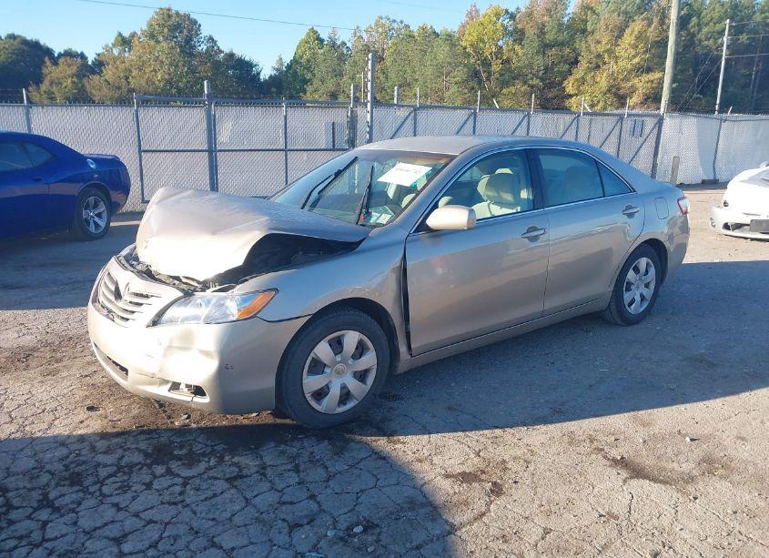 Photo 2 of 2007 Toyota Camry LE (VIN 4T1BE46K57U180584)