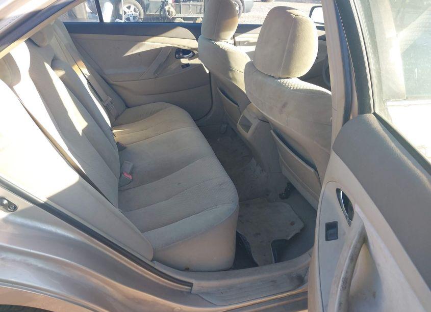 Photo 8 of 2007 Toyota Camry LE (VIN 4T1BE46K57U180584)