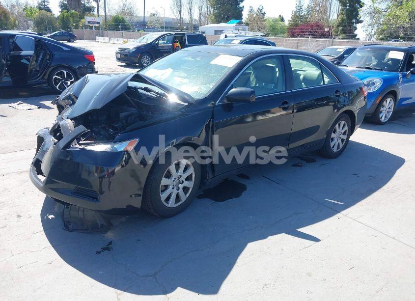 Photo 2 of 2007 Toyota Camry XLE (VIN 4T1BE46K57U186482)