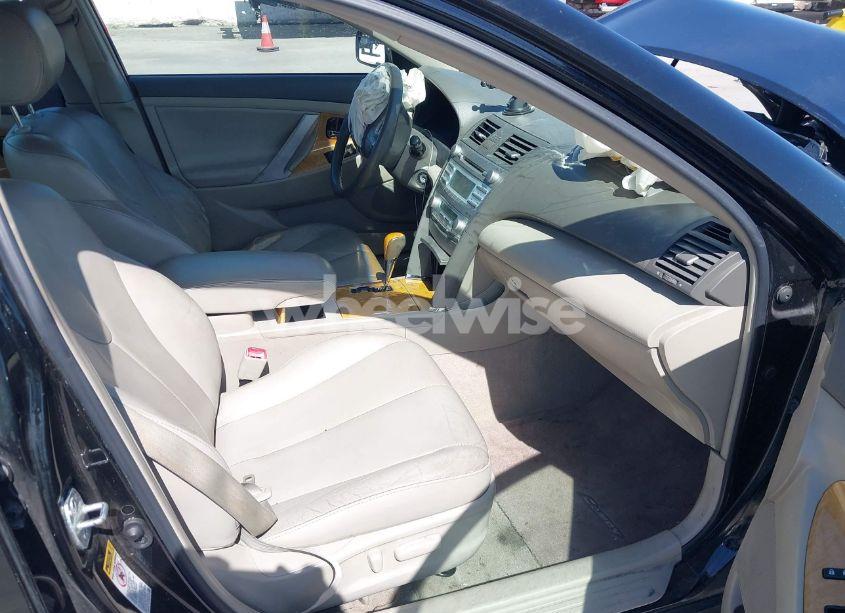 Photo 5 of 2007 Toyota Camry XLE (VIN 4T1BE46K57U186482)