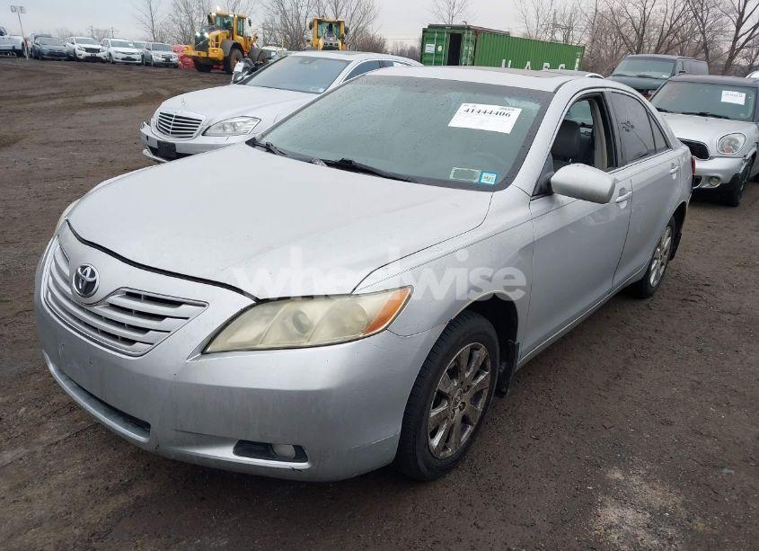 Photo 2 of 2007 Toyota Camry XLE (VIN 4T1BE46K57U519781)
