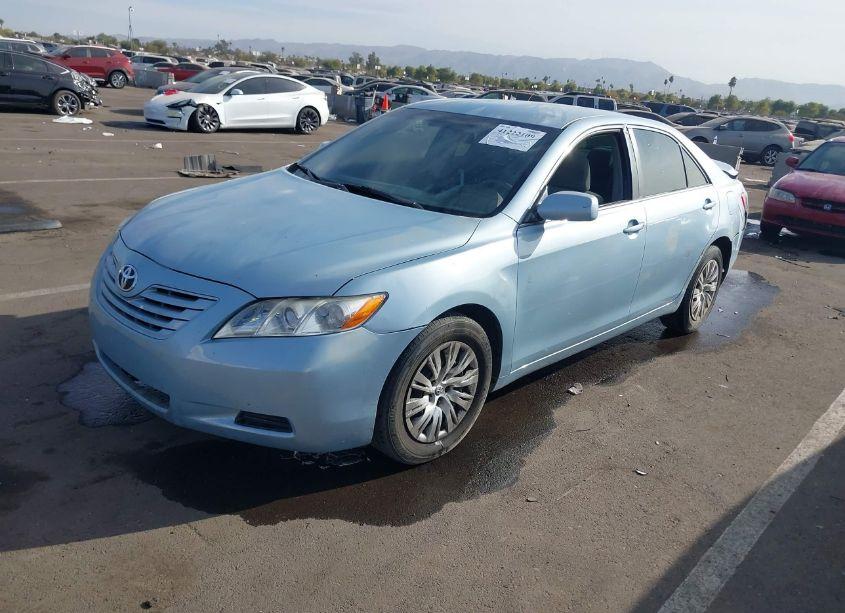 Photo 2 of 2007 Toyota Camry LE (VIN 4T1BE46K57U531610)