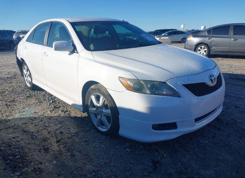 2007 Toyota Camry SE (VIN 4T1BE46K57U534054) main photo