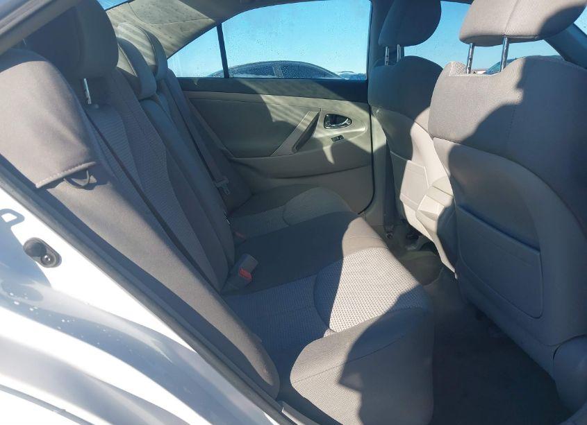 Photo 8 of 2007 Toyota Camry SE (VIN 4T1BE46K57U534054)